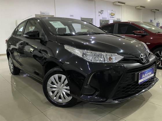 TOYOTA YARIS 1.5 16V FLEX SEDAN XL MULTIDRIVE TOYOTA YARIS 1.5 16V FLEX SEDAN XL MULTIDRIVE